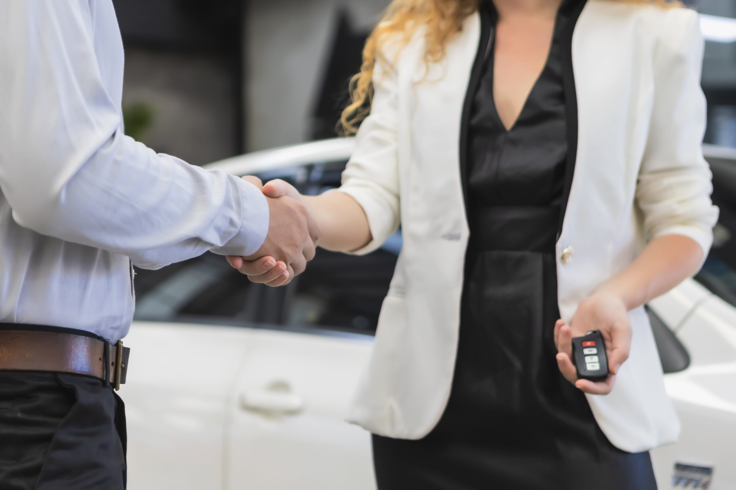 Cómo vender a distancia tu coche | Adoptamostucoche.es